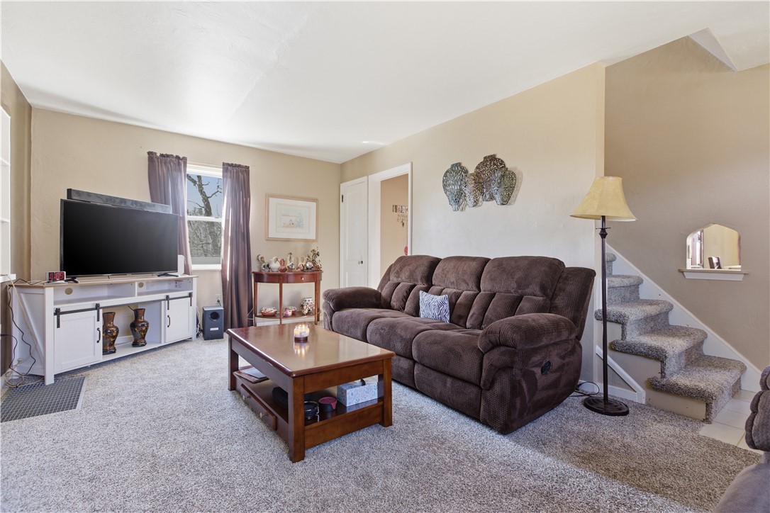 2 Oakridge Road