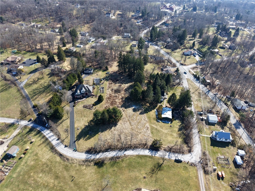 4990 Lakewood Rd
