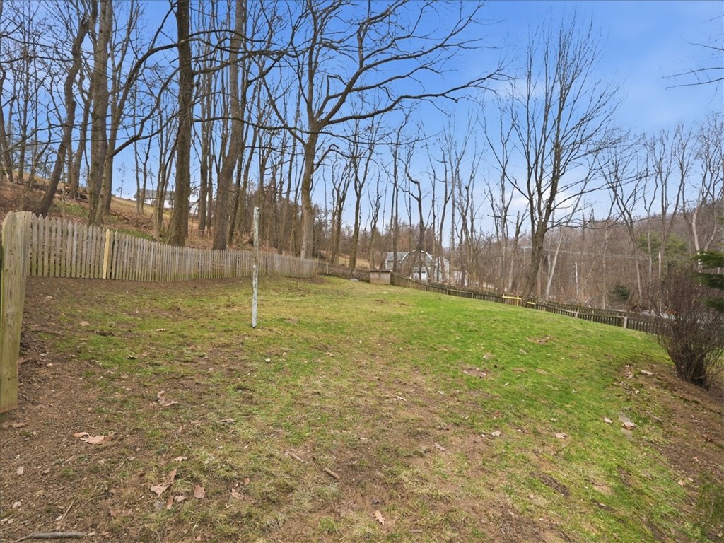 452 Tyburn Dr