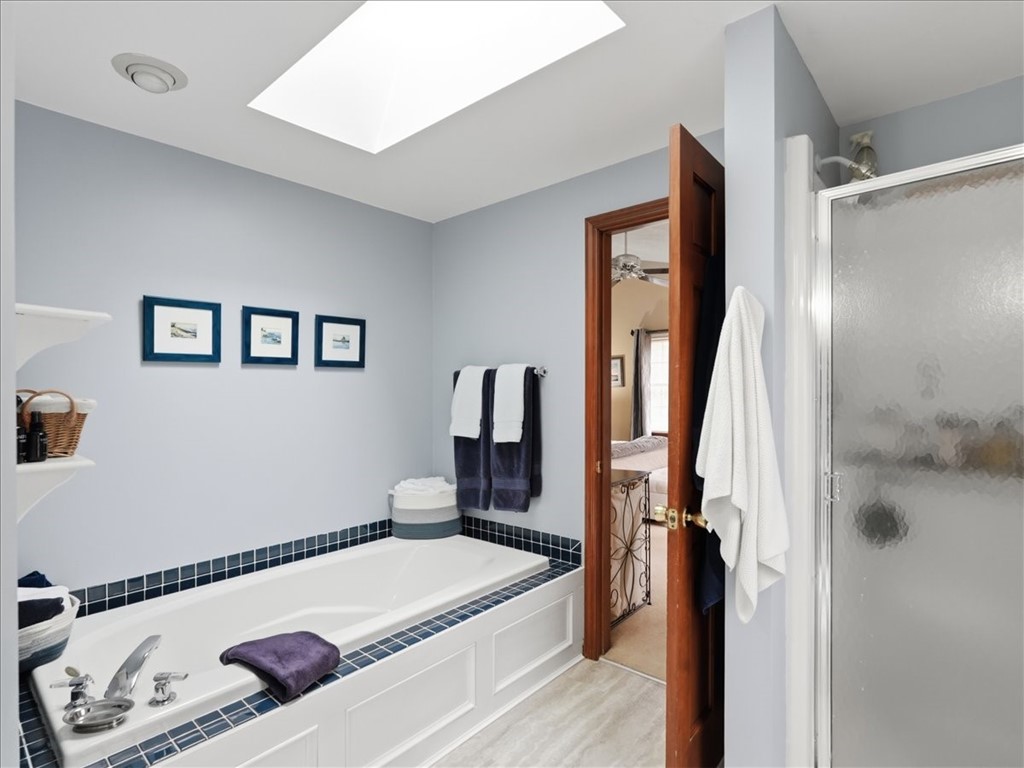 452 Tyburn Dr