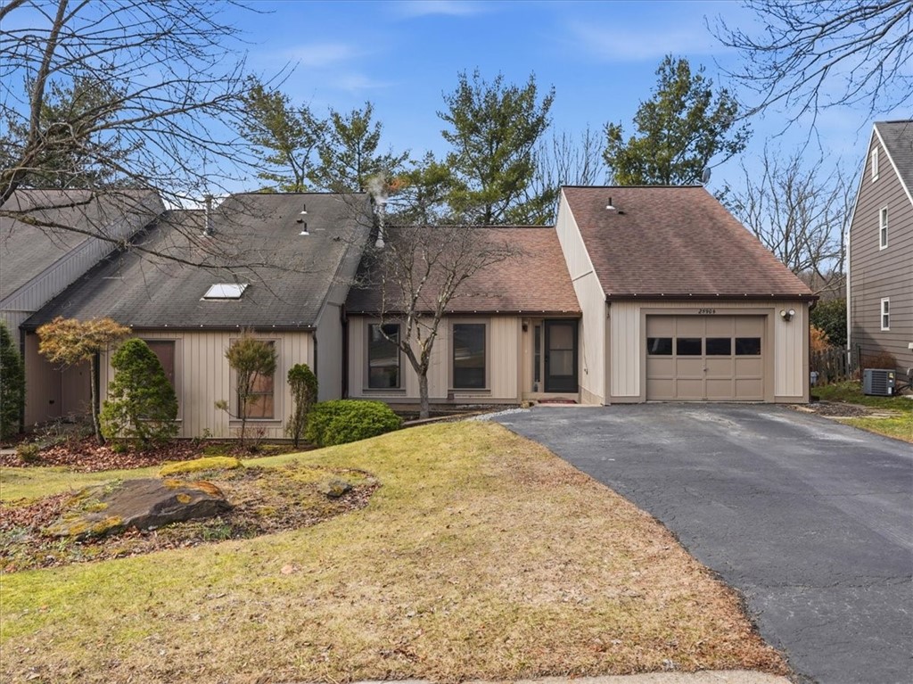 2590 Grouse Ridge #B B
