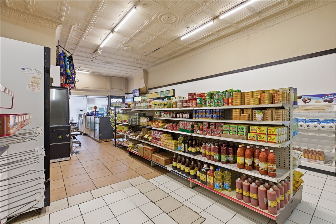2721-2723 Brownsville Rd