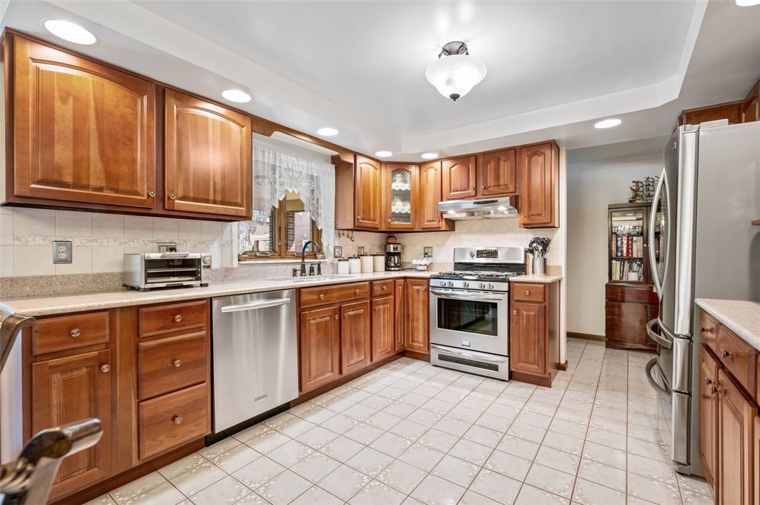 236 Philander St