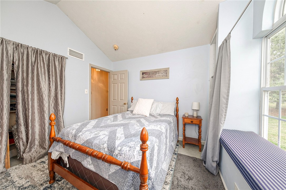 319 Banbury Crossing
