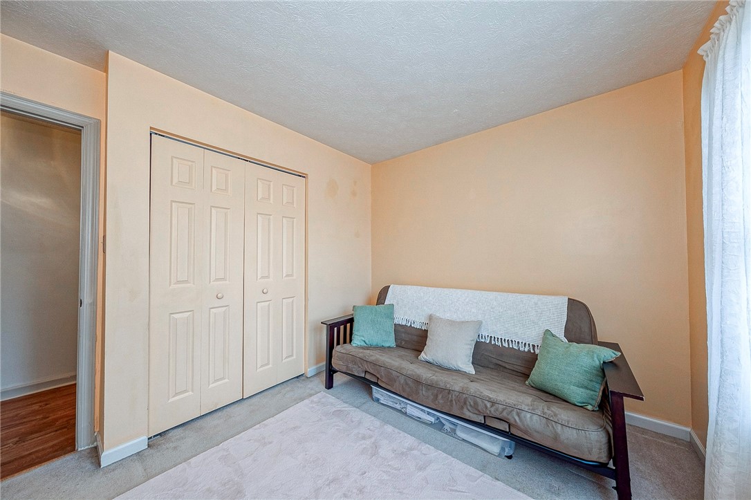 319 Banbury Crossing
