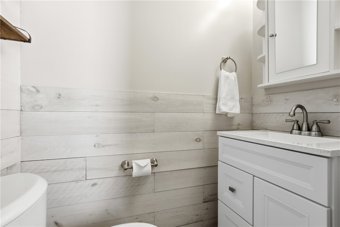 303 MacNab Dr