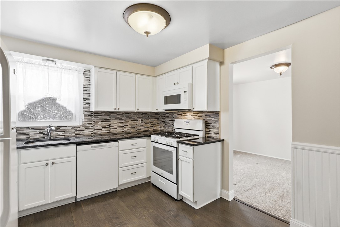 303 MacNab Dr