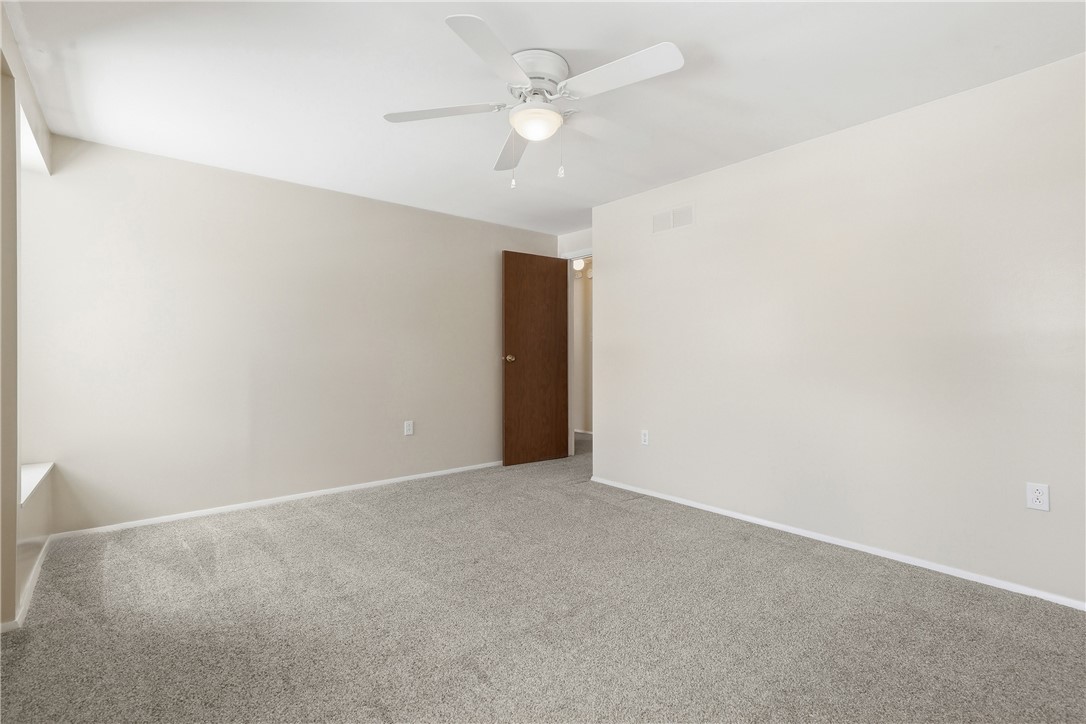303 MacNab Dr