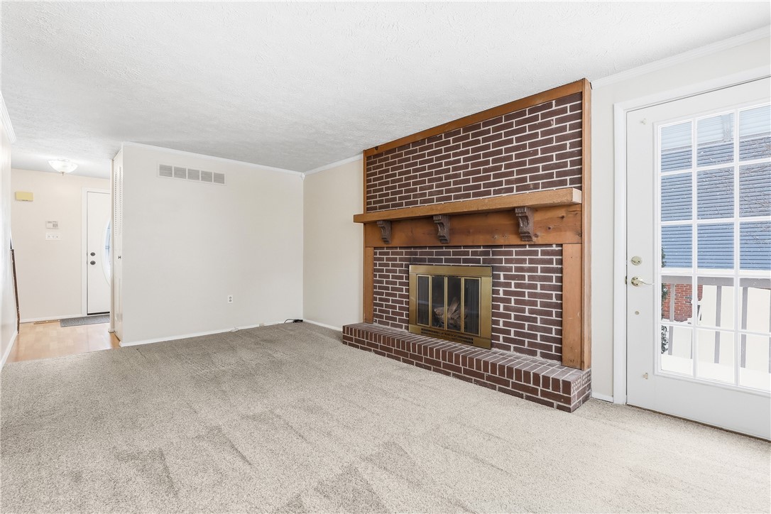 303 MacNab Dr