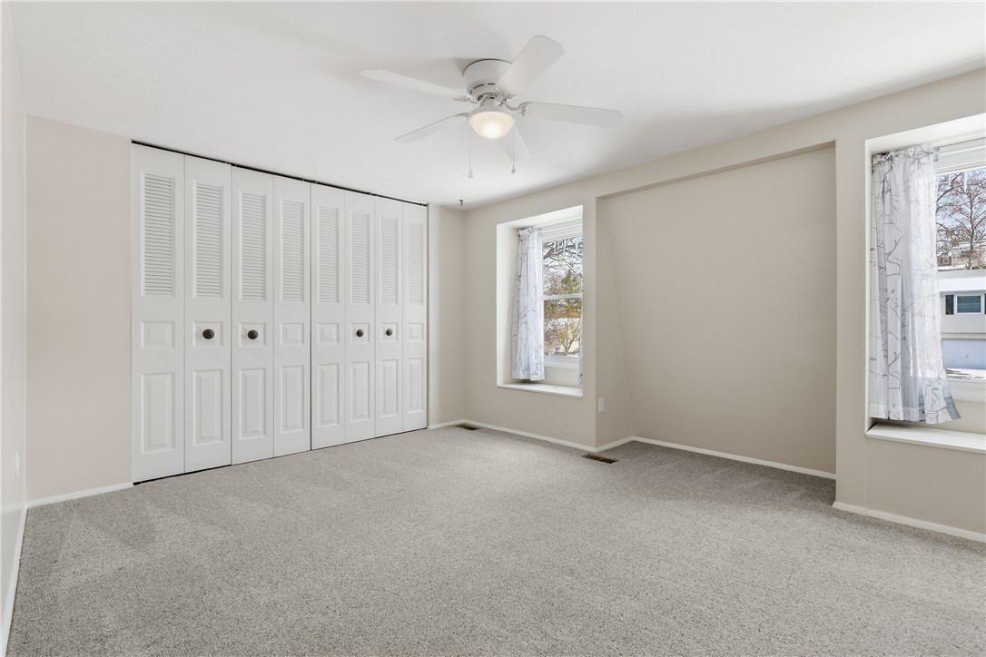 303 MacNab Dr