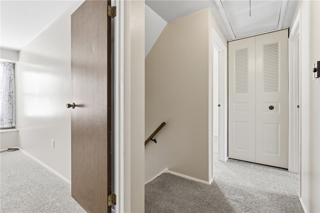 303 MacNab Dr