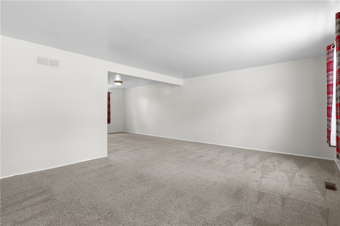303 MacNab Dr