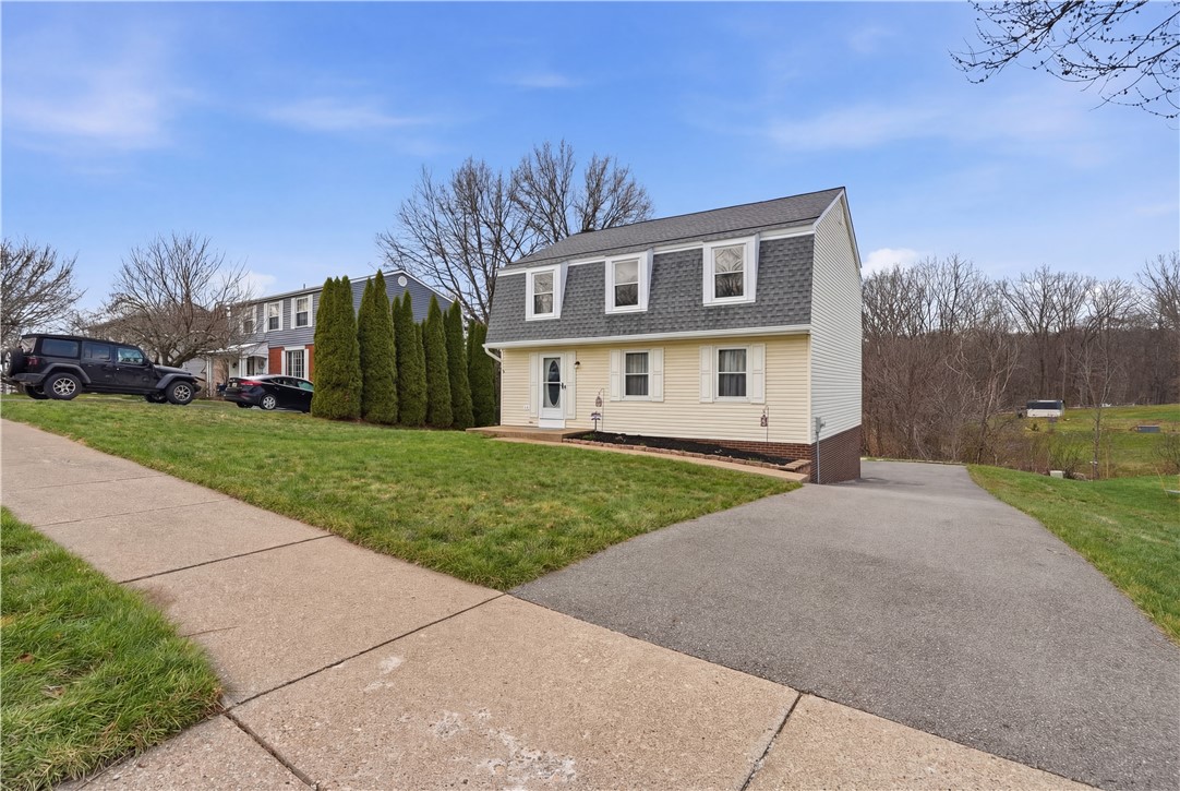 303 MacNab Dr