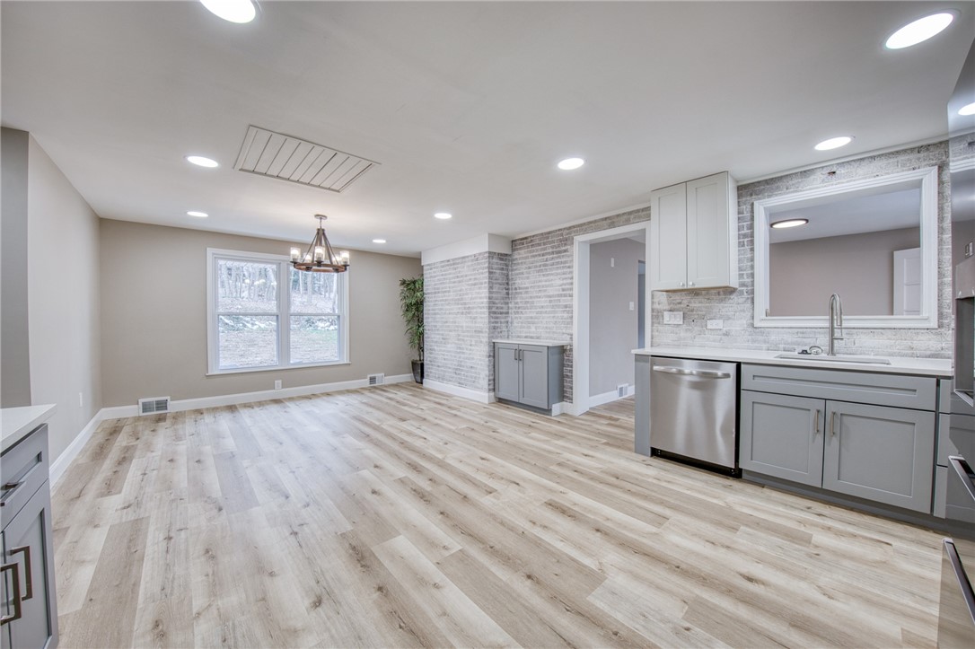 2158 Reis Run Rd