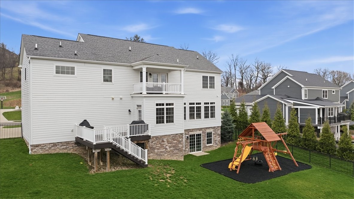 241 Tamarack Dr