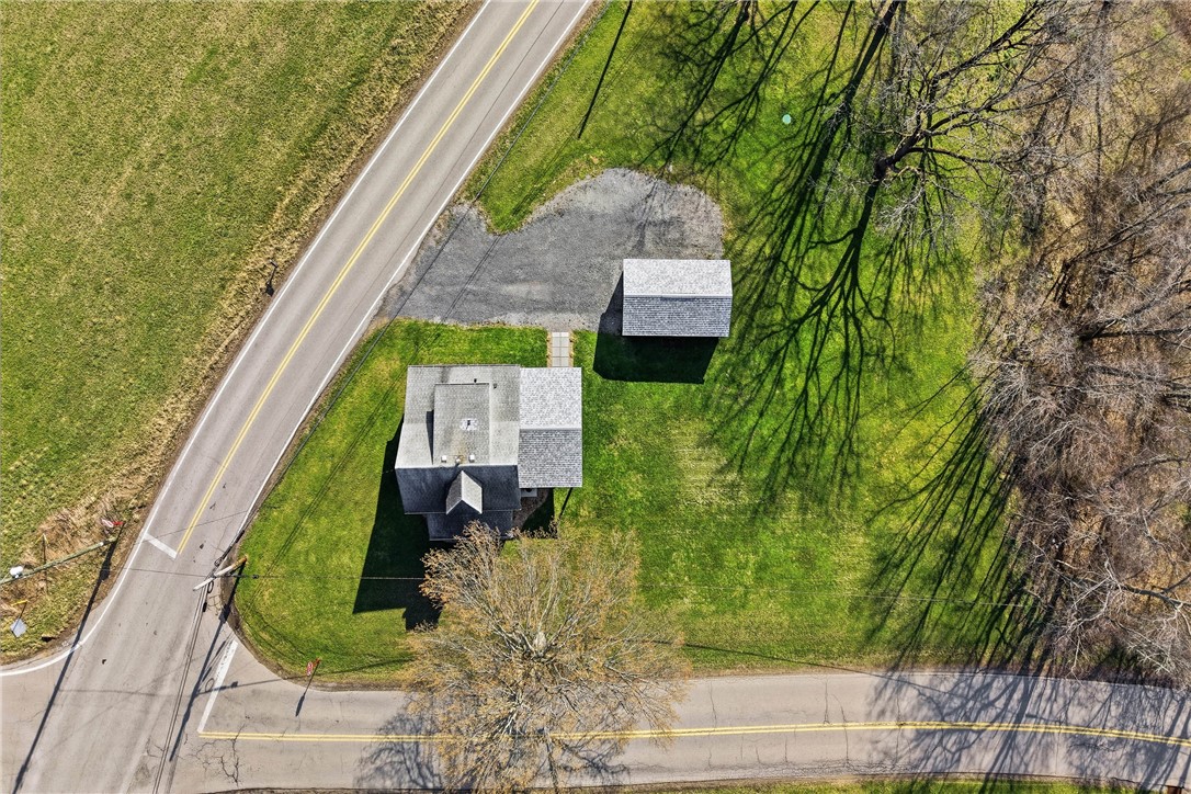 590 Glenwood Way