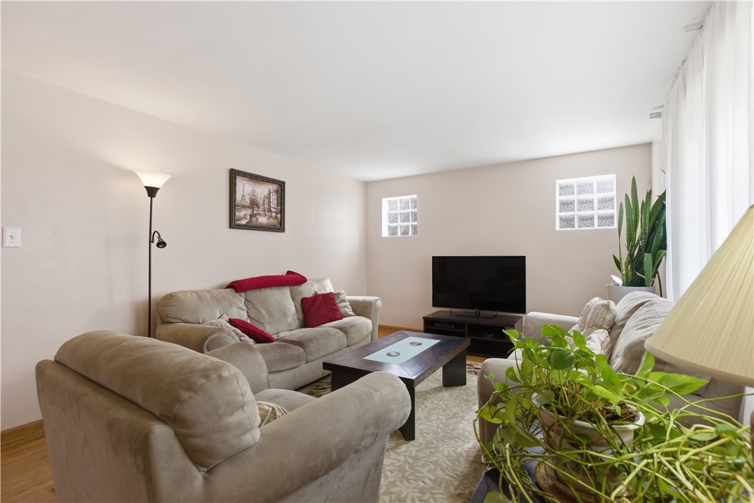 427 Carolina Dr