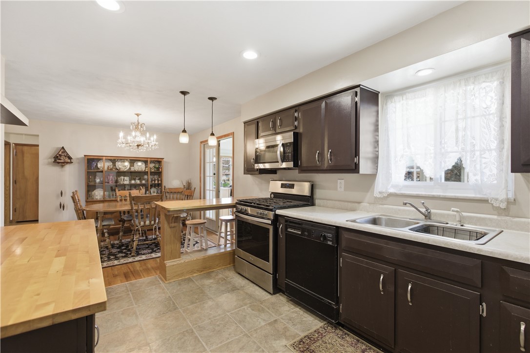 427 Carolina Dr