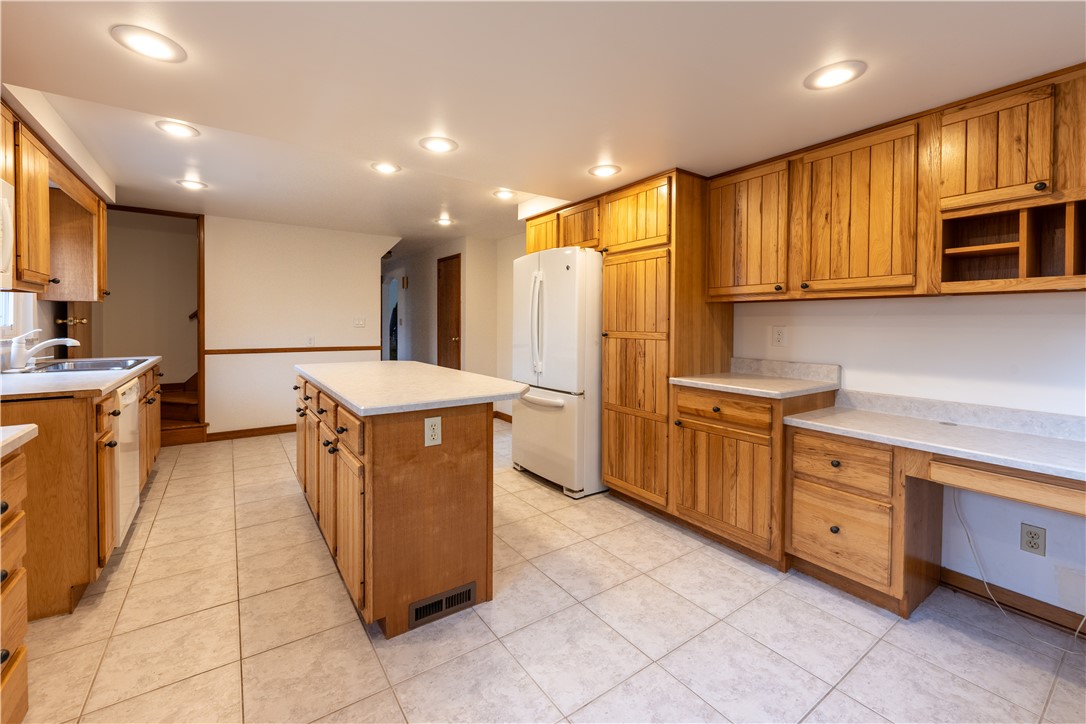 120 Mildred Ln