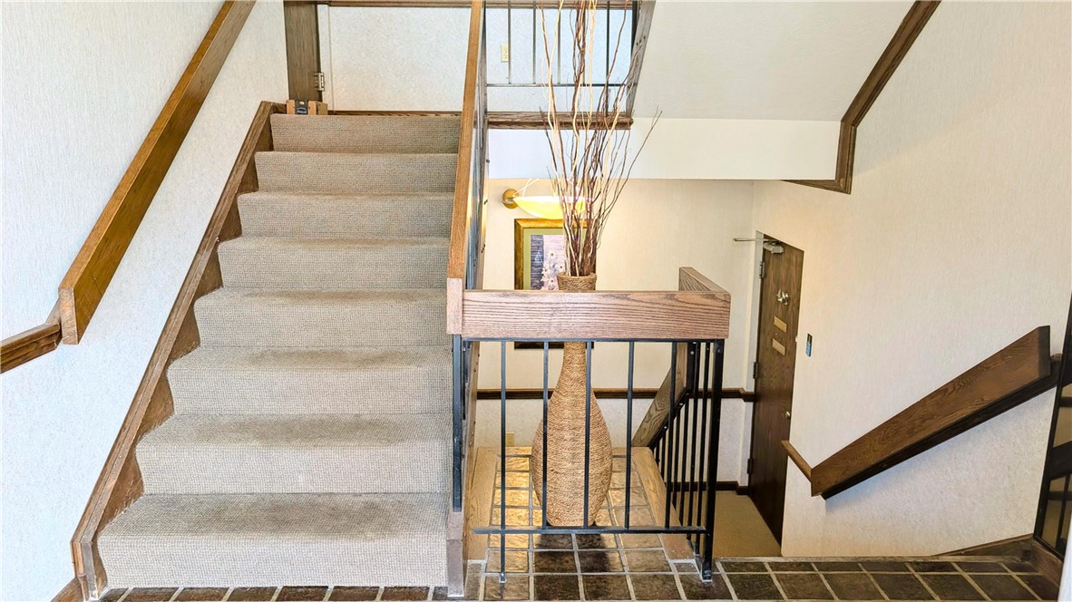 406 Mcknight Park Dr