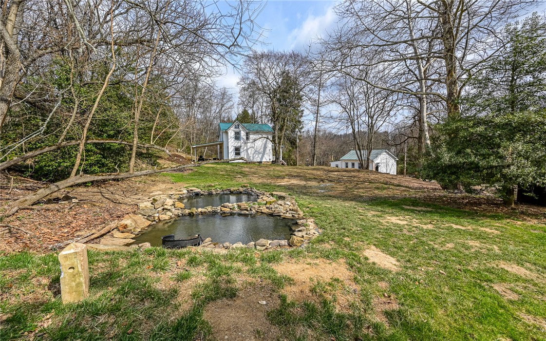 3261 Wexford Rd