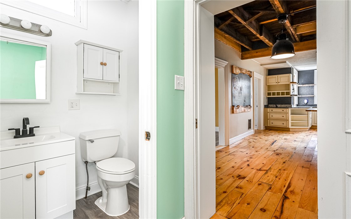 3261 Wexford Rd
