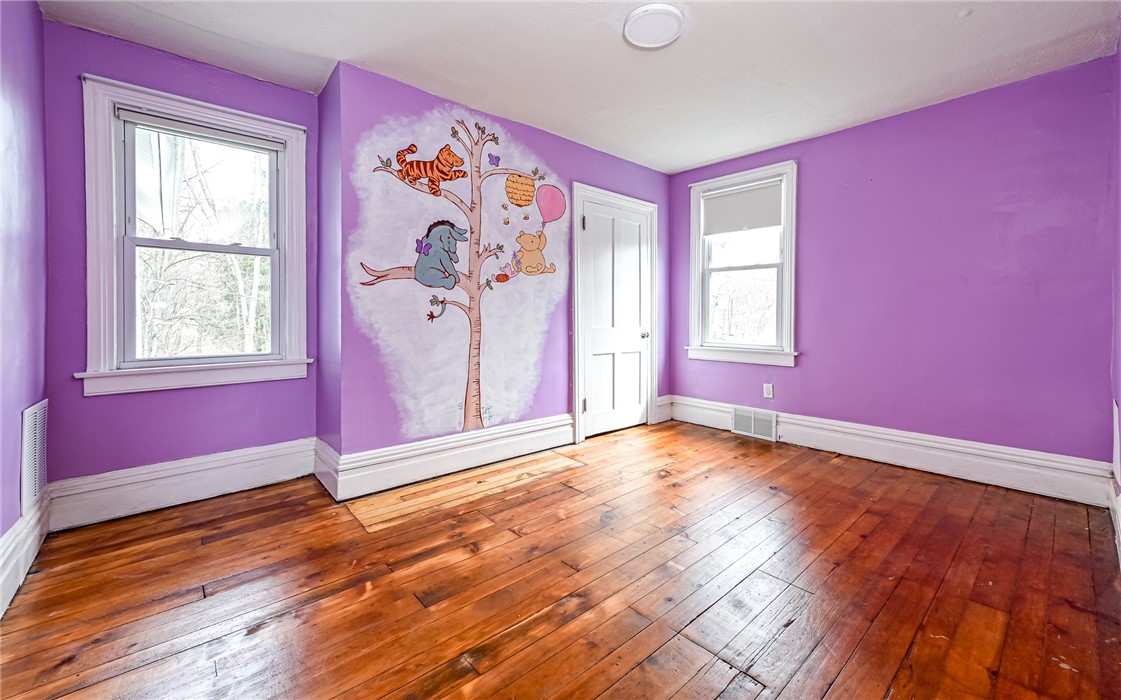 3261 Wexford Rd
