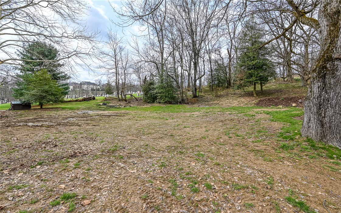 3261 Wexford Rd