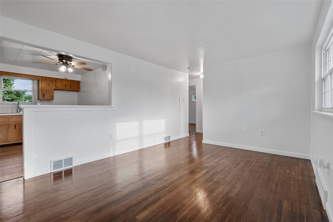1004 Collins Ave