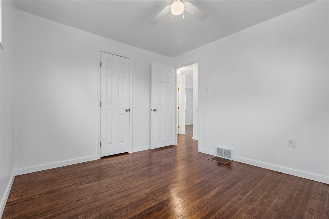 1004 Collins Ave