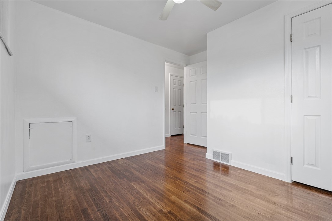 1004 Collins Ave