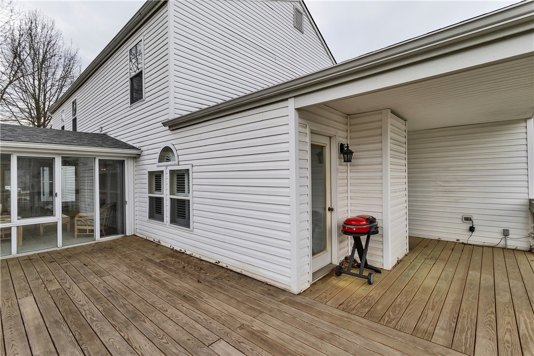 100 Hazelwood Dr