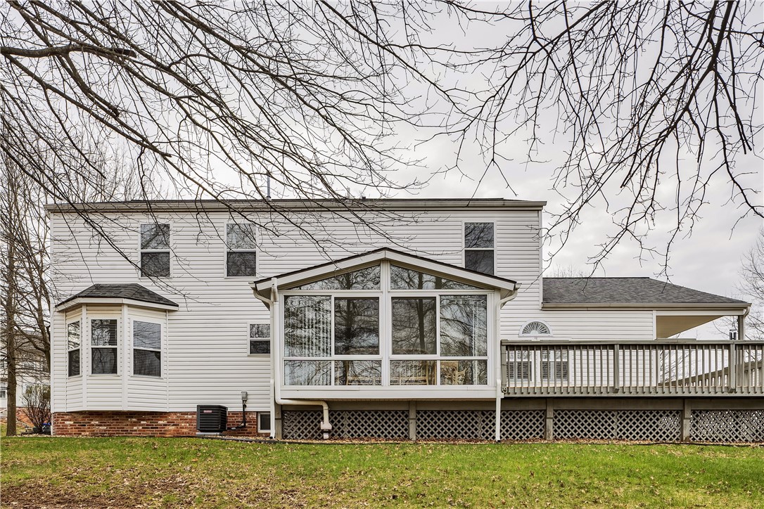 100 Hazelwood Dr