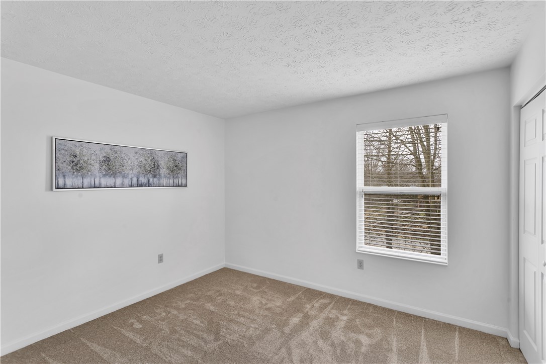 100 Hazelwood Dr