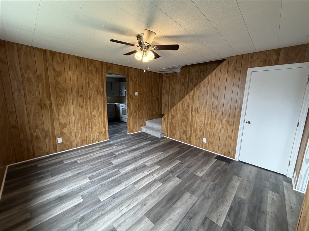 1154 Eisenhower Dr