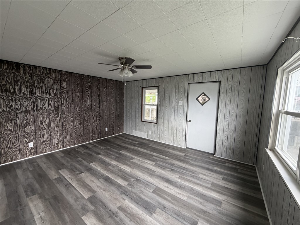 1154 Eisenhower Dr