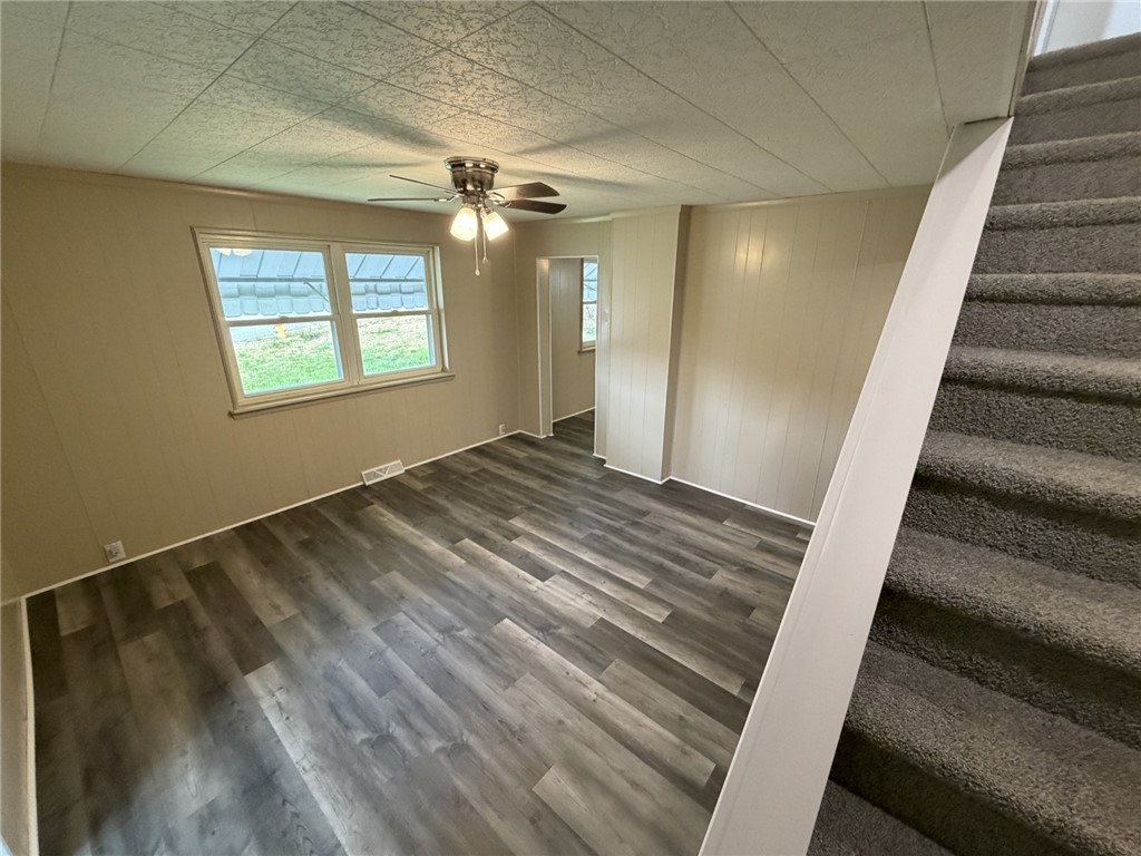 1156 Eisenhower Dr