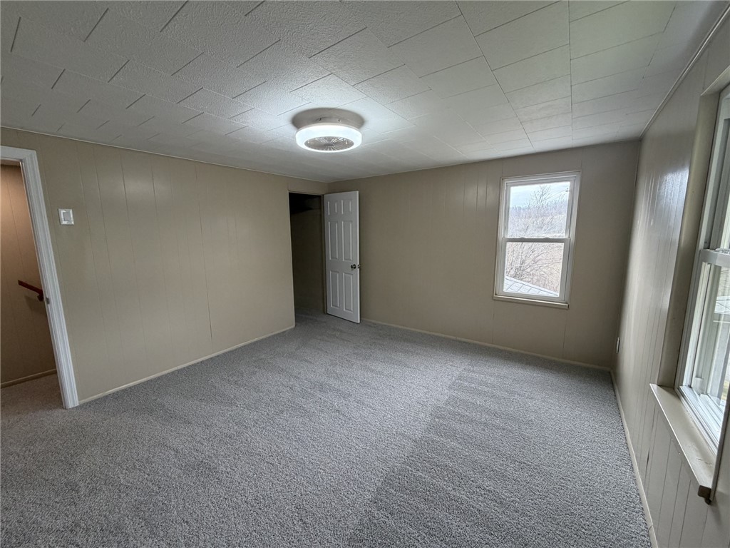 1156 Eisenhower Dr