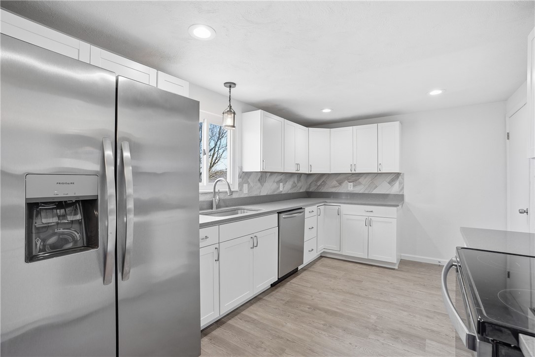 5123 Elmwood Dr