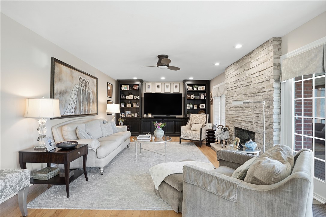 104 Trotwood Ct