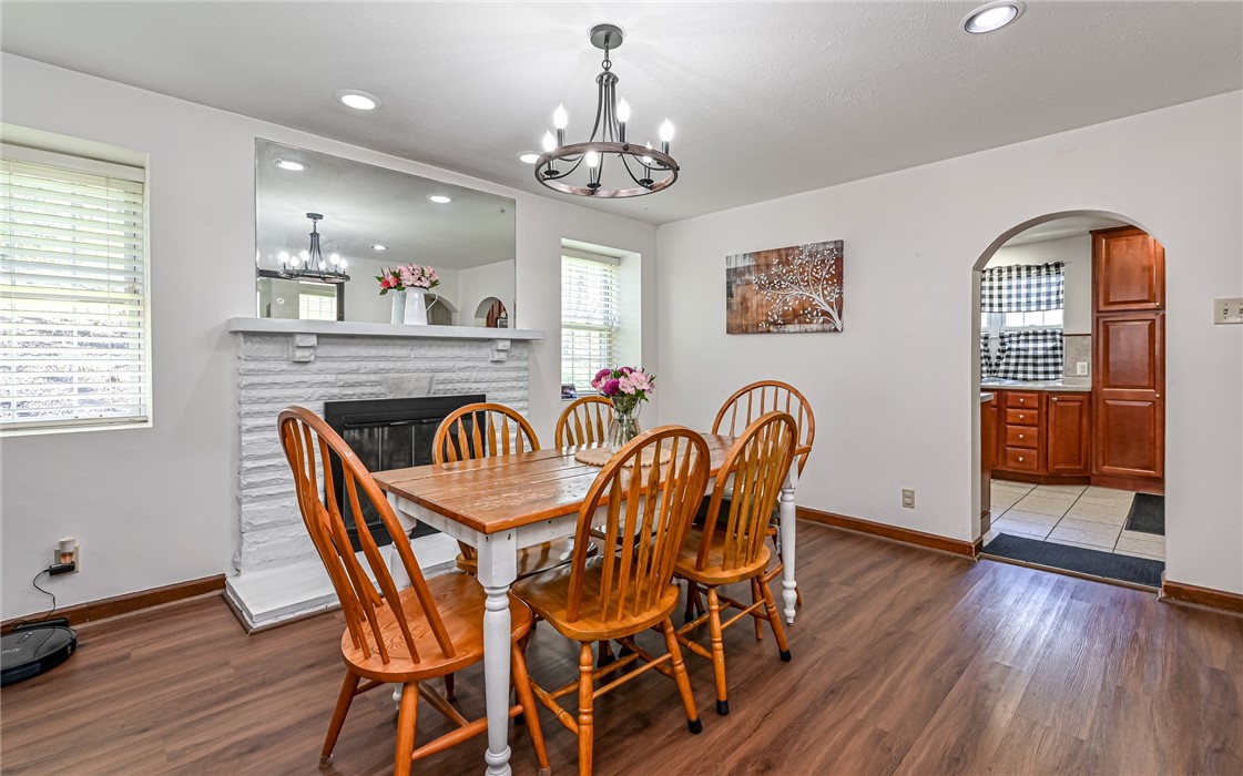 212 Montclair Ave