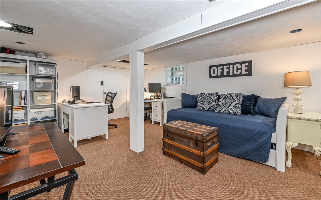 212 Montclair Ave