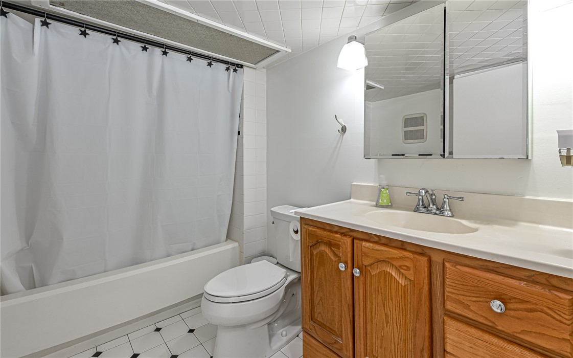 212 Montclair Ave