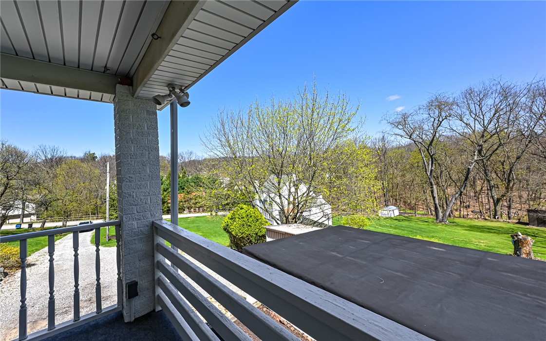 212 Montclair Ave