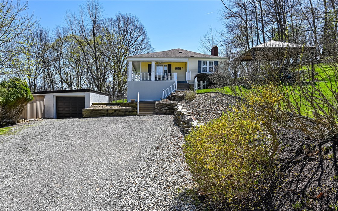 212 Montclair Ave