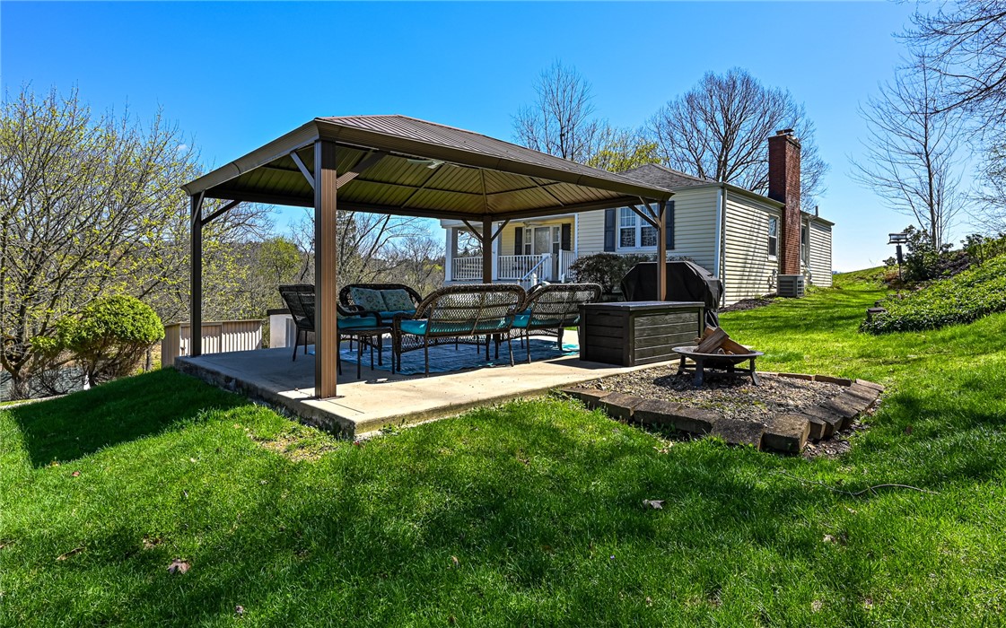 212 Montclair Ave