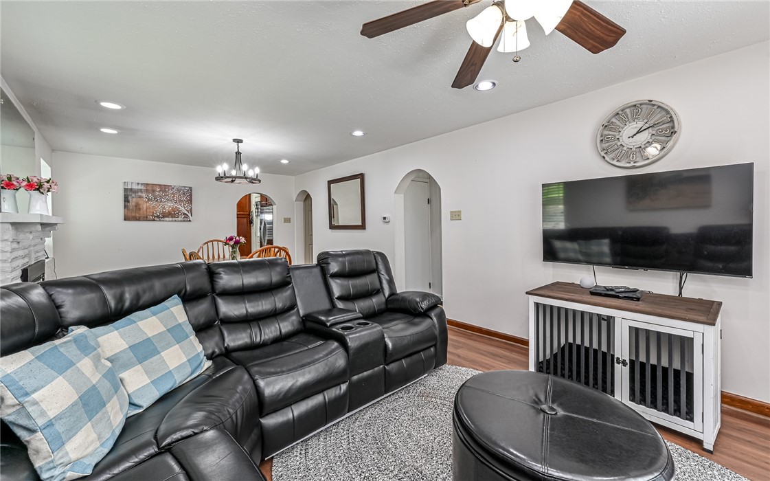 212 Montclair Ave