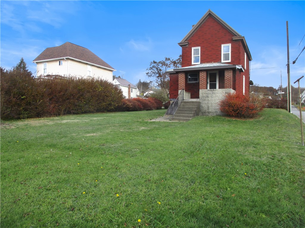 901 Broadway Ave