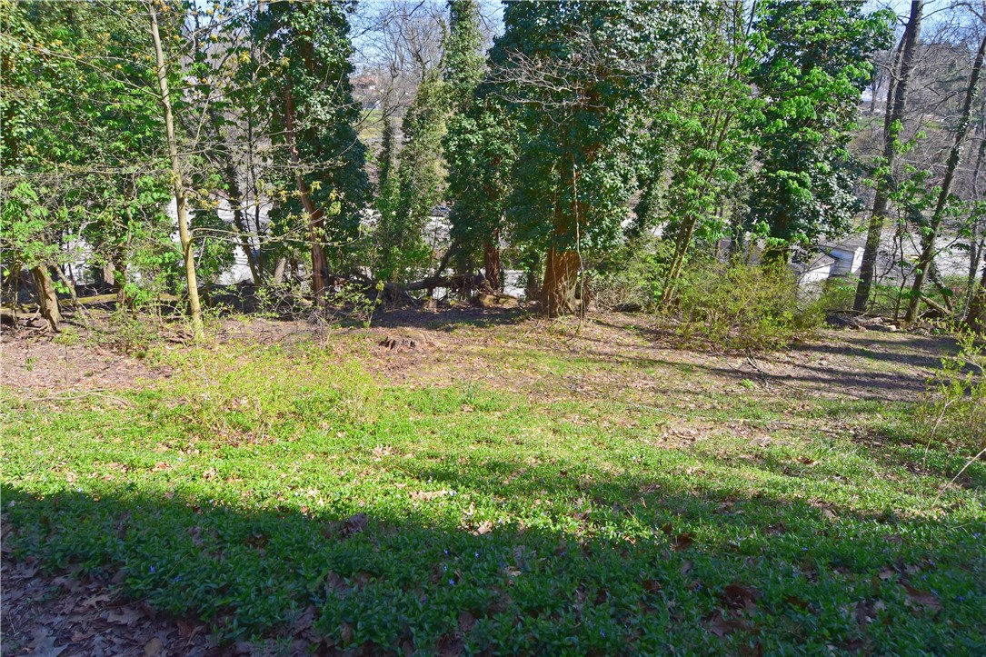 110 Circle Dr