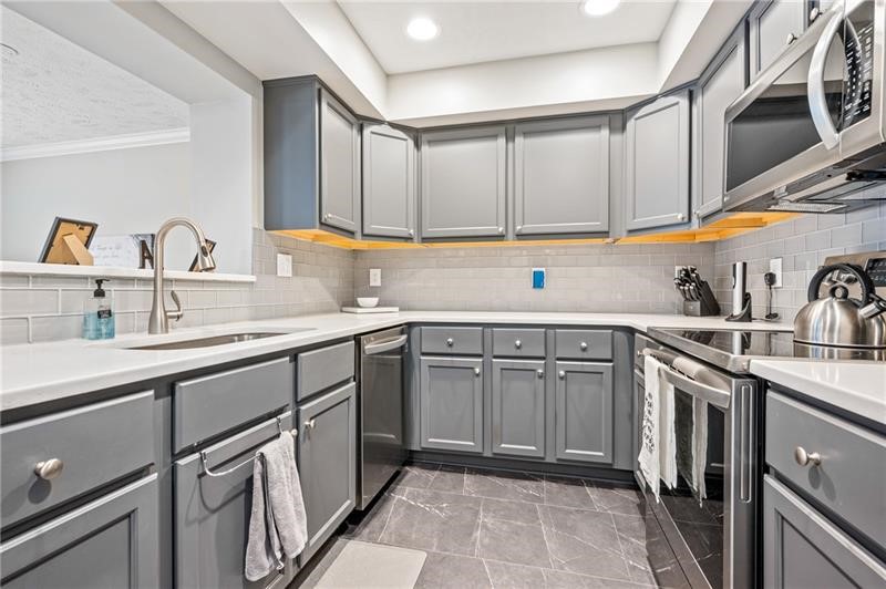 143 Aberdeen Ct